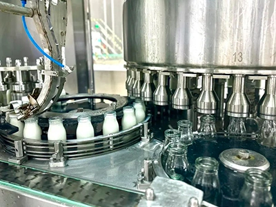 تعبئة المشروبات ومنتجات الألبان