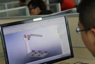 التصميم الهندسي والرسم والنمذجة